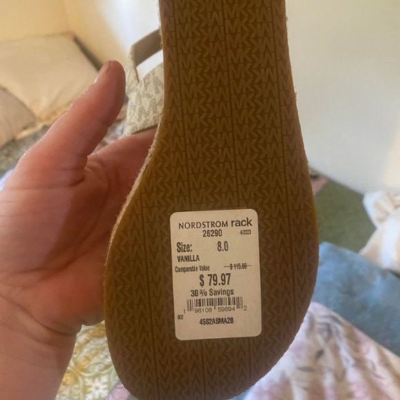 MK Wedges - Picture 2 of 2